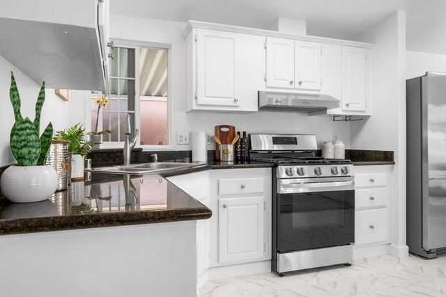 3710 Gross Road, Santa Cruz, CA 95062