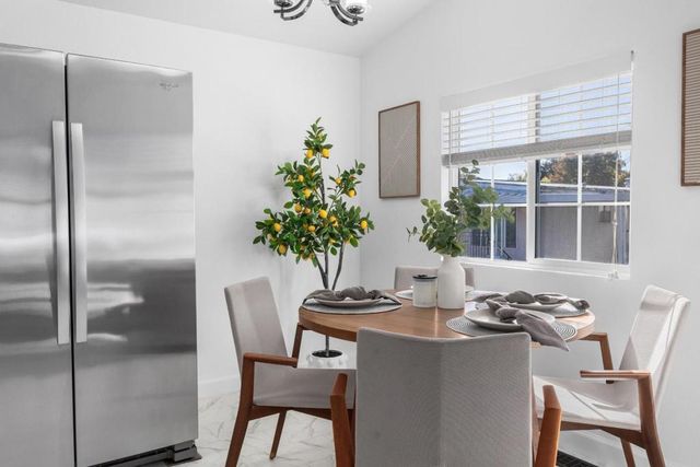 3710 Gross Road, Santa Cruz, CA 95062