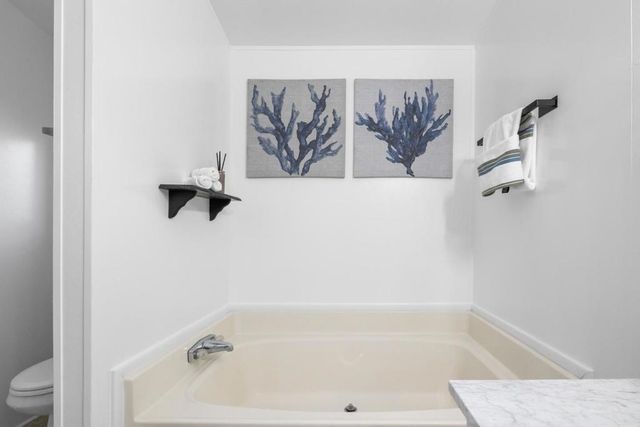 3710 Gross Road, Santa Cruz, CA 95062