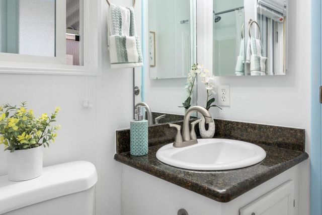 3710 Gross Road, Santa Cruz, CA 95062