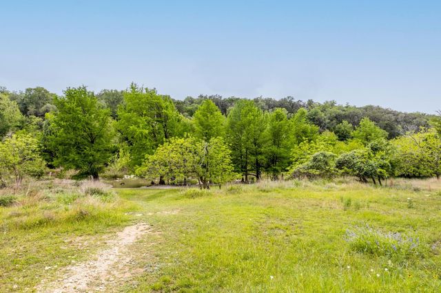 107 Edgewater DR, Wimberley, TX 78676