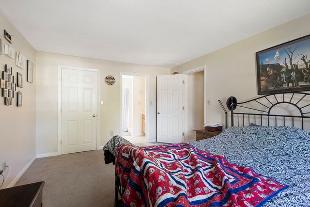 3 Parliament Dr, Franklin, MA 02038