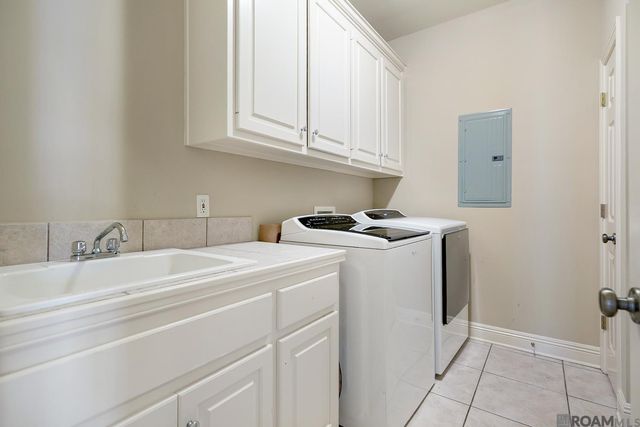 18666 Mossy Oak Ct, Prairieville, LA 70769