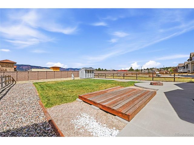 17916 Lapis Ct, Monument, CO 80132