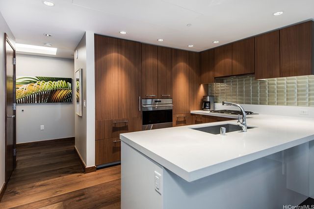 1555 Kapiolani Boulevard 1610, Honolulu, HI 96814