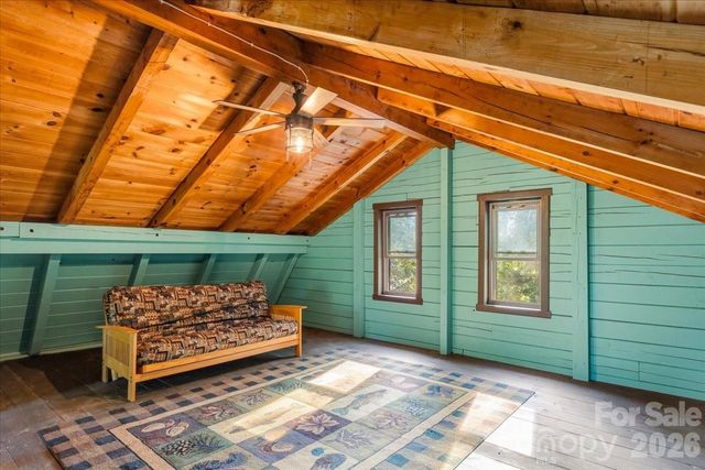 6012 Holiday Shores Avenue, Nebo, NC 28761