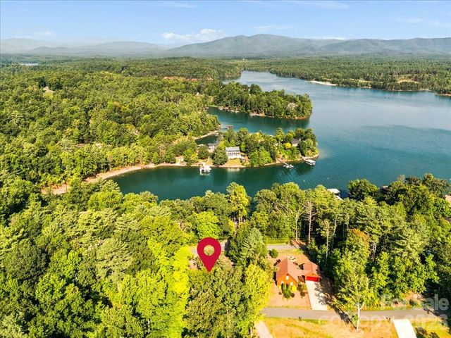6012 Holiday Shores Avenue, Nebo, NC 28761