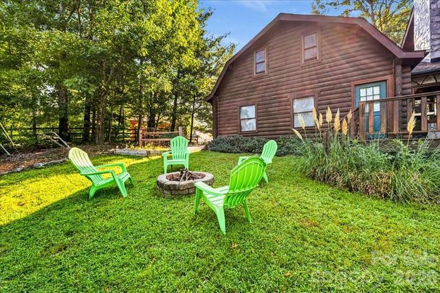 6012 Holiday Shores Avenue, Nebo, NC 28761