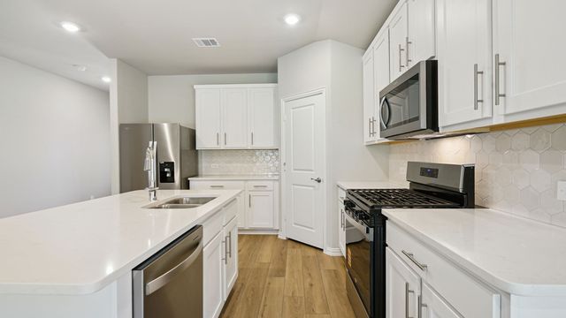 708 Edgehurst Drive, Princeton, TX 75071