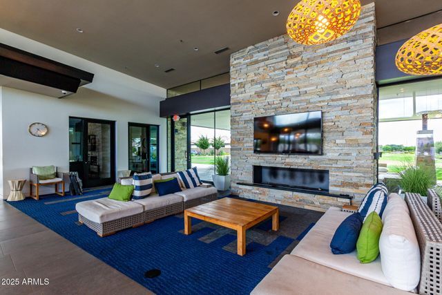 10224 E TIGER LILY Avenue, Mesa, AZ 85212