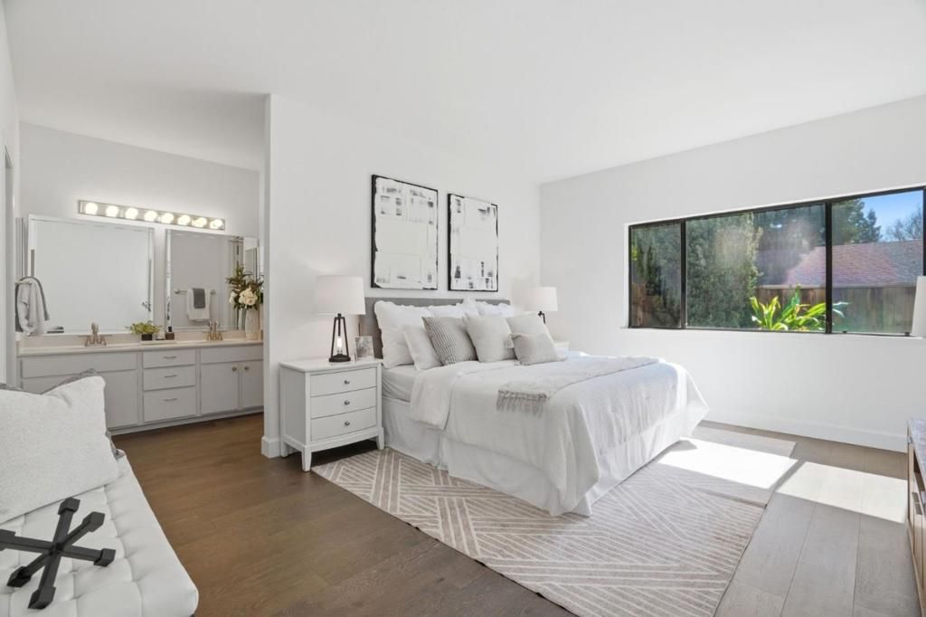 Image 19 of property listing at 50 Horgan Avenue 47, Redwood City, CA 94061