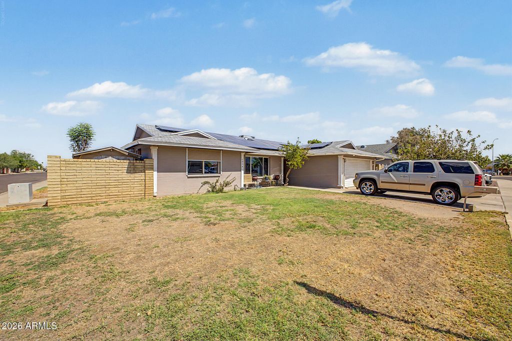 6834 W VERMONT Avenue, Glendale, AZ 85303 — photo 4
