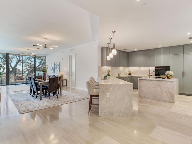 3101 BAYSHORE BOULEVARD 303, Tampa, FL 33629