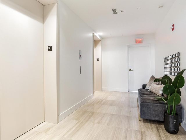 3101 BAYSHORE BOULEVARD 303, Tampa, FL 33629