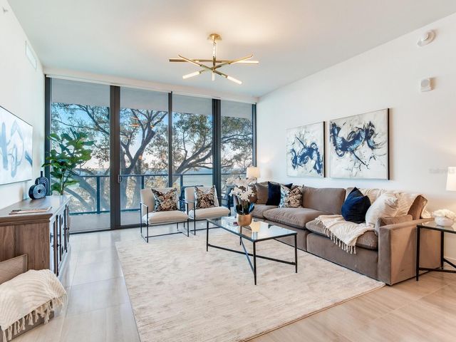 3101 BAYSHORE BOULEVARD 303, Tampa, FL 33629