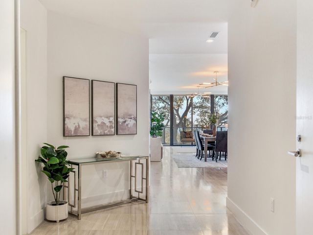 3101 BAYSHORE BOULEVARD 303, Tampa, FL 33629