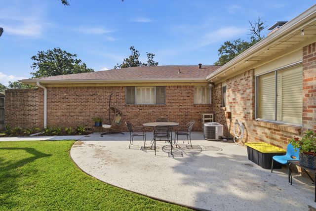 1936 Montrose Drive, Tyler, TX 75701