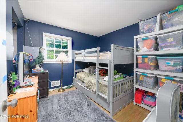 19 Kelvin Avenue, Leonardo, NJ 07737