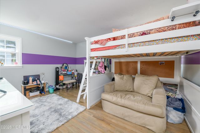 19 Kelvin Avenue, Leonardo, NJ 07737
