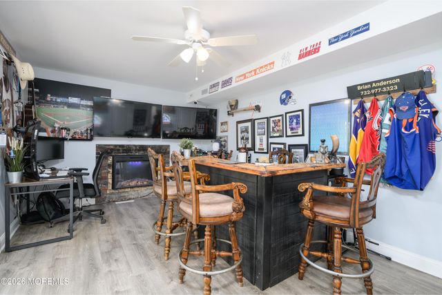 19 Kelvin Avenue, Leonardo, NJ 07737