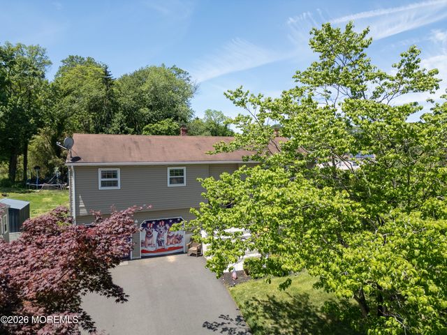 19 Kelvin Avenue, Leonardo, NJ 07737