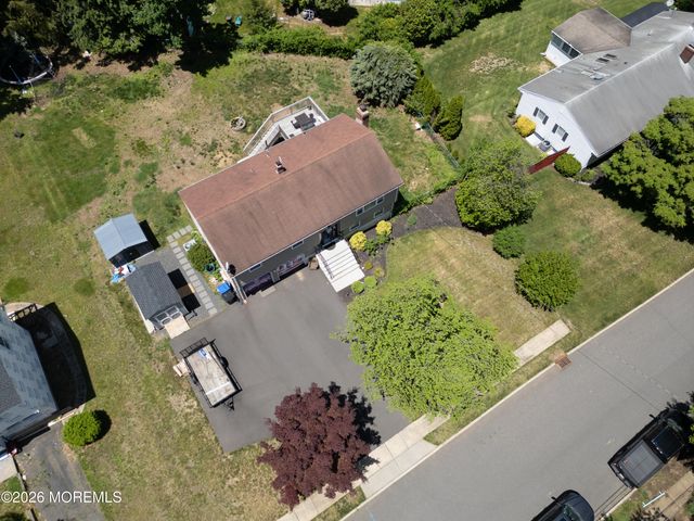 19 Kelvin Avenue, Leonardo, NJ 07737