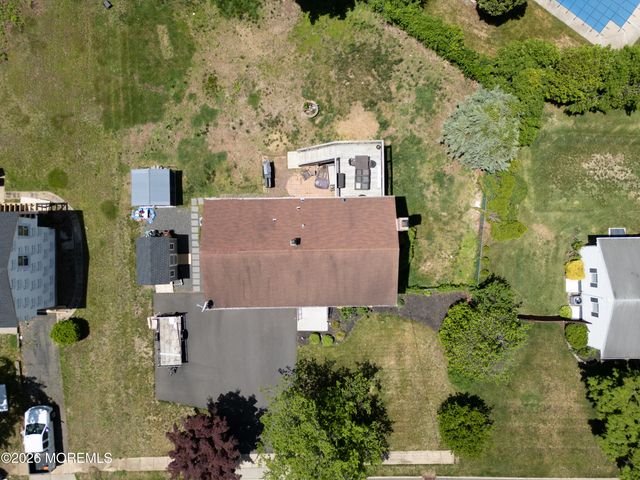 19 Kelvin Avenue, Leonardo, NJ 07737