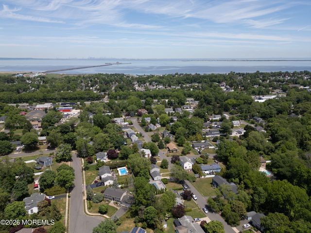 19 Kelvin Avenue, Leonardo, NJ 07737