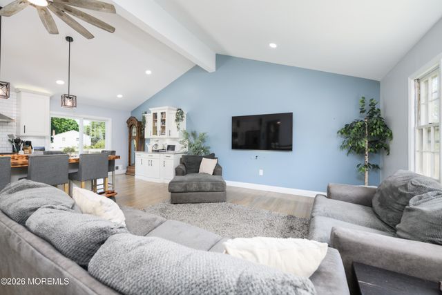 19 Kelvin Avenue, Leonardo, NJ 07737