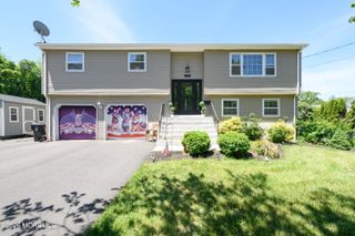19 Kelvin Avenue, Leonardo, NJ 07737