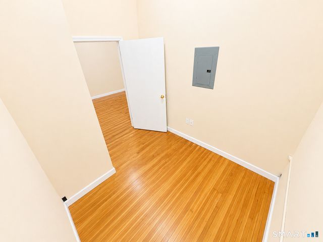 105 Bank Street 1B, Waterbury, CT 06702