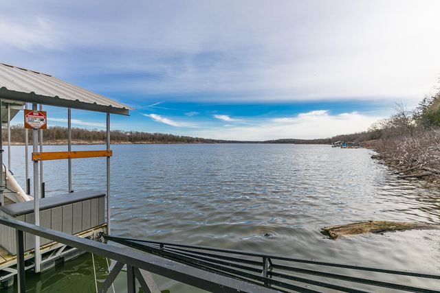 17289 Birch Road, Flemington, MO 65650