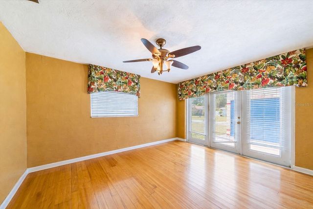 2534 WANETA DRIVE, Sarasota, FL 34231