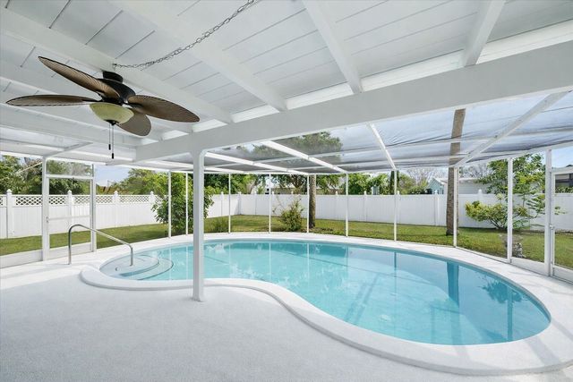 2534 WANETA DRIVE, Sarasota, FL 34231