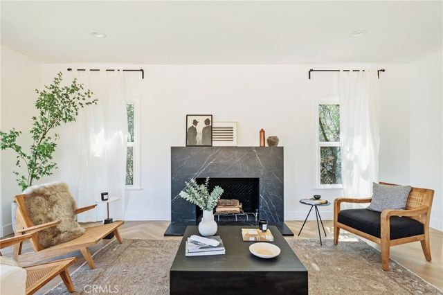 11110 Landale Street, Toluca Lake, CA 91602