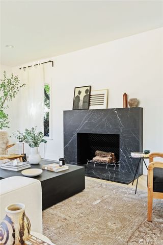 11110 Landale Street, Toluca Lake, CA 91602