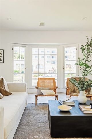 11110 Landale Street, Toluca Lake, CA 91602