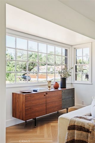 11110 Landale Street, Toluca Lake, CA 91602