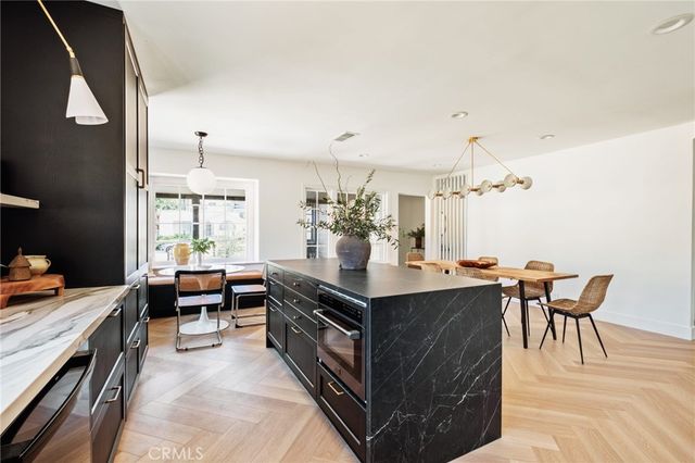 11110 Landale Street, Toluca Lake, CA 91602
