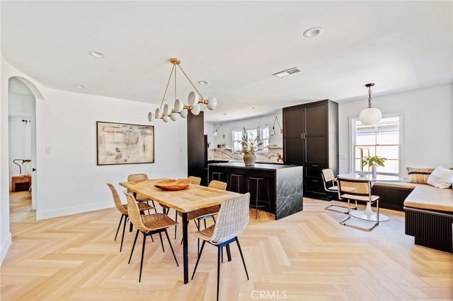 11110 Landale Street, Toluca Lake, CA 91602