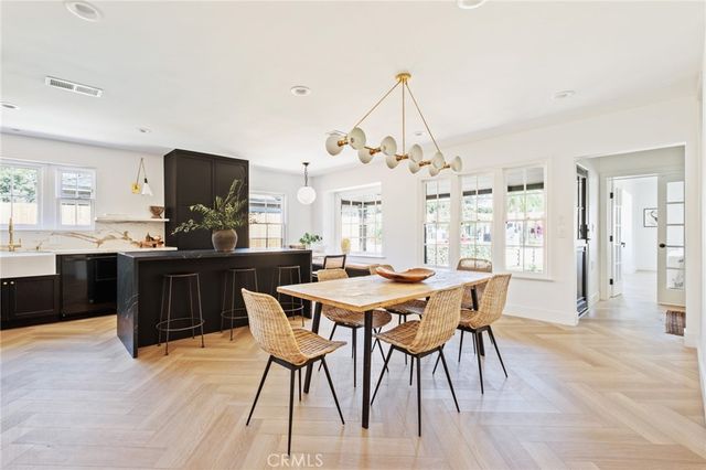 11110 Landale Street, Toluca Lake, CA 91602