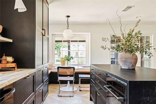 11110 Landale Street, Toluca Lake, CA 91602