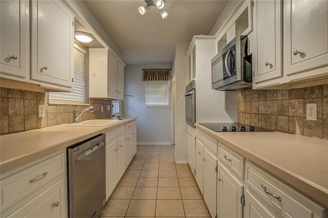 1513 Carlton Way, Oklahoma City, OK 73120