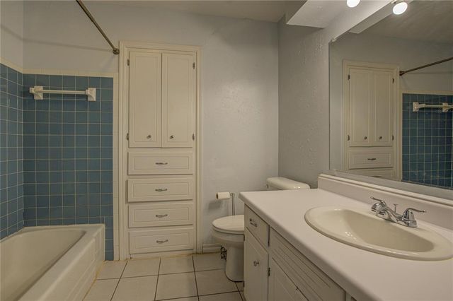 1513 Carlton Way, Oklahoma City, OK 73120