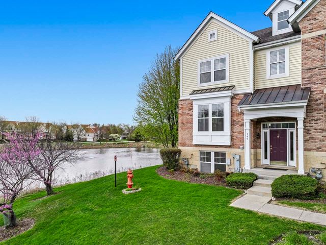 949 Indigo Court, Hanover Park, IL 60133