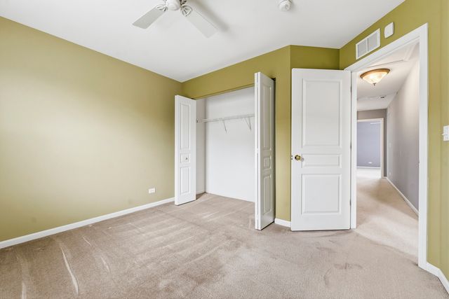 949 Indigo Court, Hanover Park, IL 60133