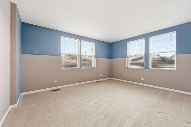 949 Indigo Court, Hanover Park, IL 60133