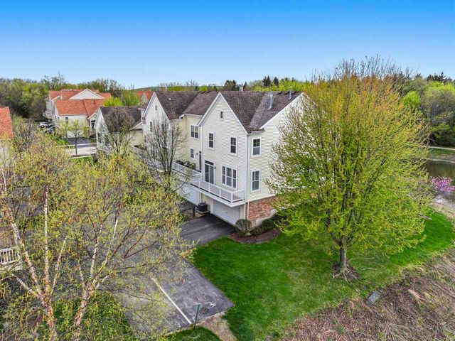 949 Indigo Court, Hanover Park, IL 60133