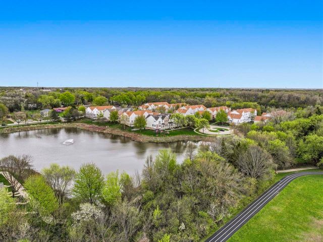 949 Indigo Court, Hanover Park, IL 60133