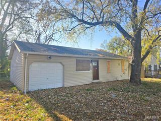 2104 Doris Avenue, Cahokia, IL 62206
